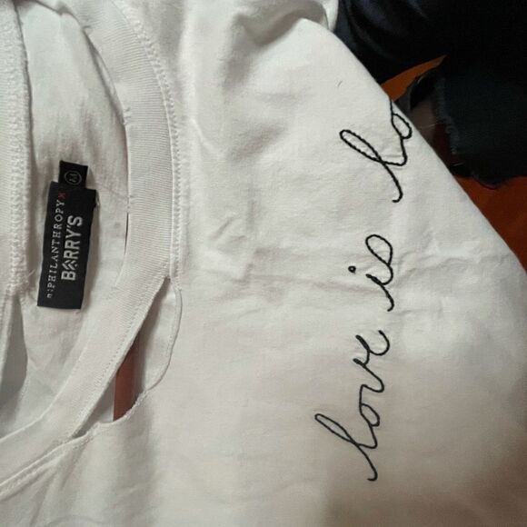 n:PHILANTHROPY Harlow BFF T-Shirt, “love is love” - Picture 13 of 16